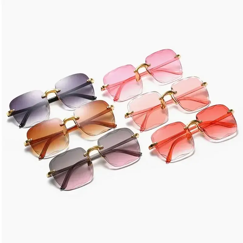 New Luxury Sunglasses Europe United States Rimless Big Square Fashion Glasses Ladies Street Shoot Catwalk UV Resistant Glasses
