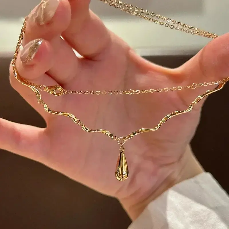 New Vintage Glossy Water Droplet Necklaces Light Luxury Laziness High Quality Irregular Tassel Collar Chain Fine Jewelry