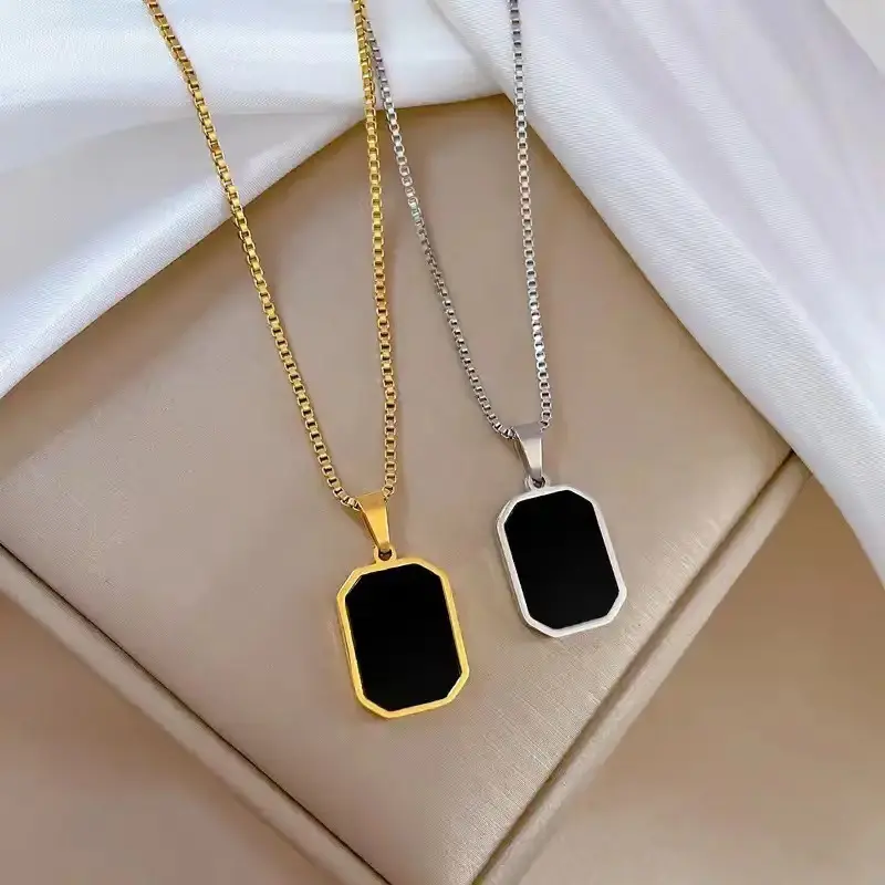 High Quality Stainless Steel Minimalist Rectangular Pendant Korean Black Epoxy Women's Gold Necklace Exquisite Long Jewelry Gift