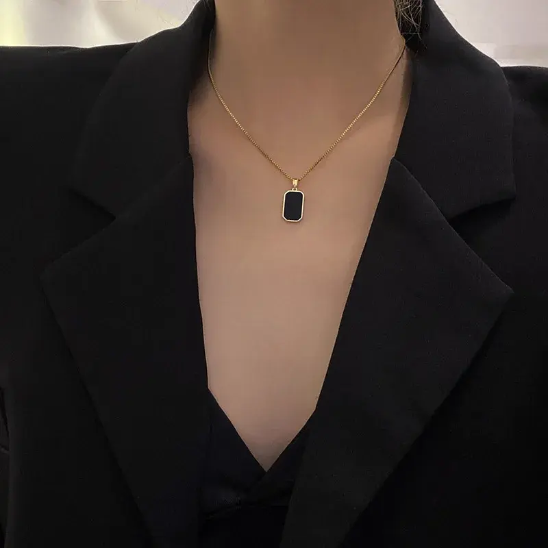 High Quality Stainless Steel Minimalist Rectangular Pendant Korean Black Epoxy Women's Gold Necklace Exquisite Long Jewelry Gift