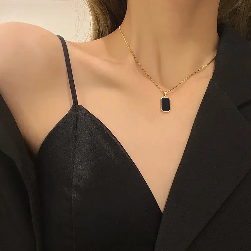 High Quality Stainless Steel Minimalist Rectangular Pendant Korean Black Epoxy Women's Gold Necklace Exquisite Long Jewelry Gift
