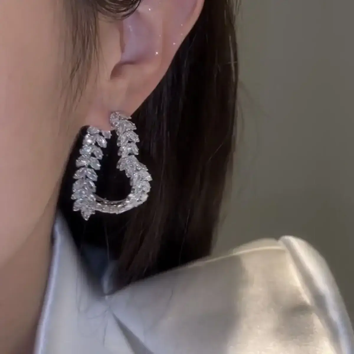 New Design Luxury Zircon Earrings for Women Fashion Big Heart Wedding Earring Double Used Crystal Leaves Earrings Jewelry Party