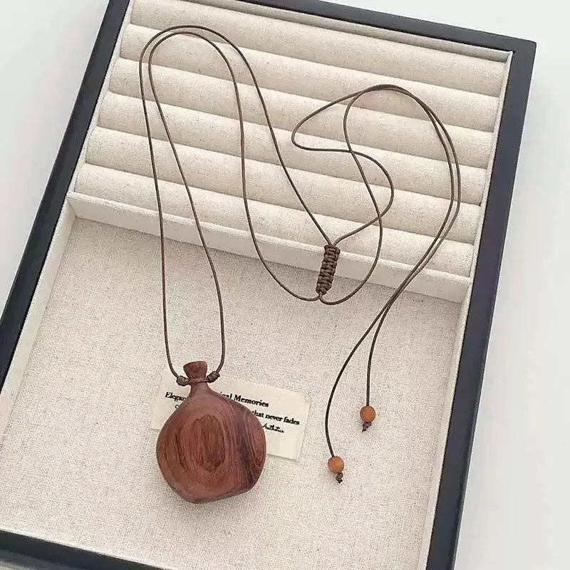 Wooden Wine Pot Pendant Retro Brown Black with Adjustable Long Rope Wine Pot Decoration Pendant for Girls' Birthday Gift Pendant
