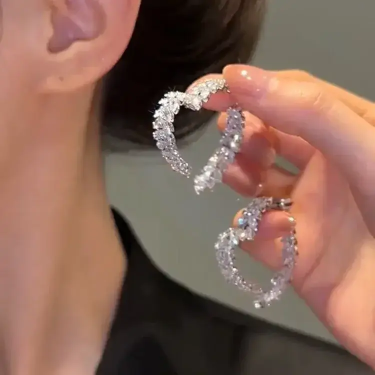 New Design Luxury Zircon Earrings for Women Fashion Big Heart Wedding Earring Double Used Crystal Leaves Earrings Jewelry Party