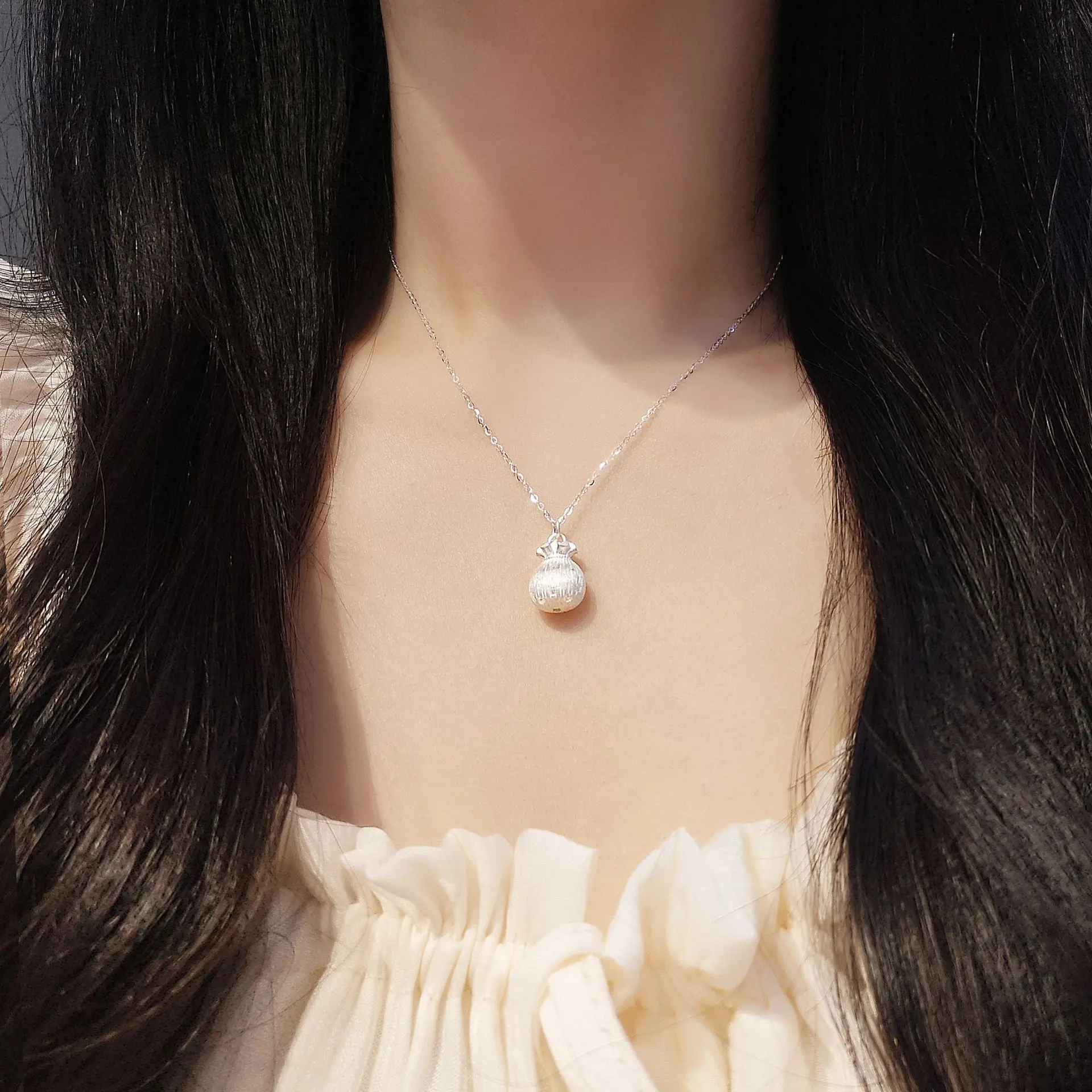 Classic Stainless Steel Lucky Bag Pendant Necklace Women Charm Geometry Round Good Luck Blessing Bag Choker Chains Jewelry Gifts