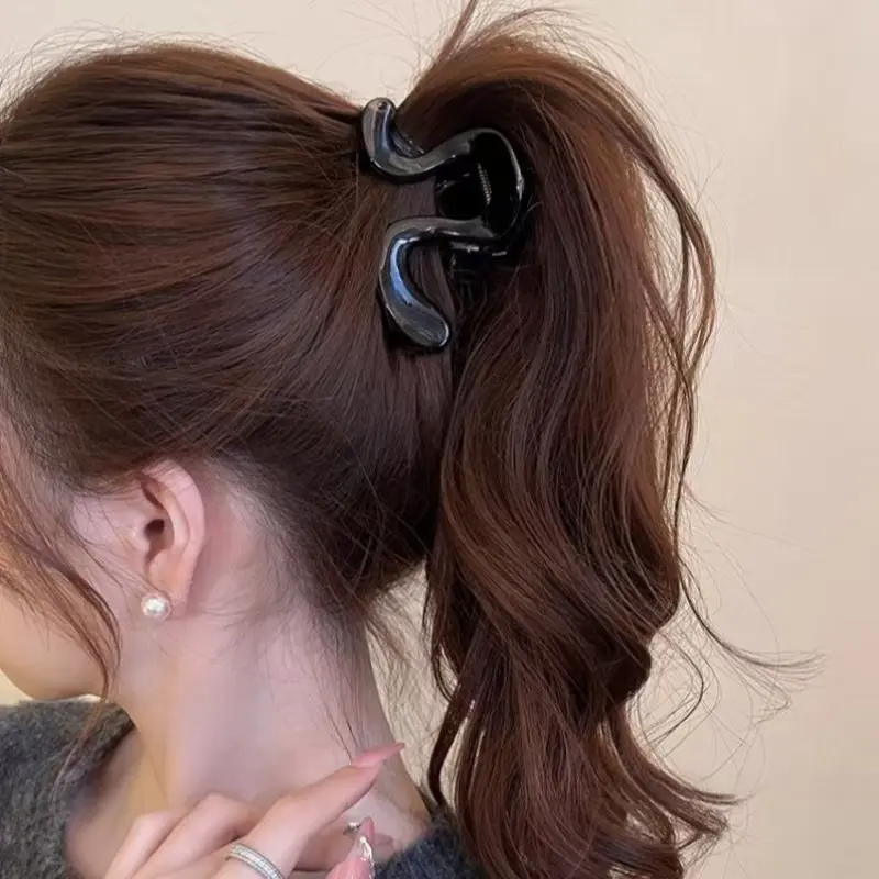 Fashion Simple Irregular Hair Catch Clip Shark Clip Women's Premium Hairpin Back Head Ponytail Hair Accessories Hairpin Elegant