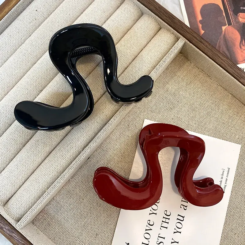 Fashion Simple Irregular Hair Catch Clip Shark Clip Women's Premium Hairpin Back Head Ponytail Hair Accessories Hairpin Elegant
