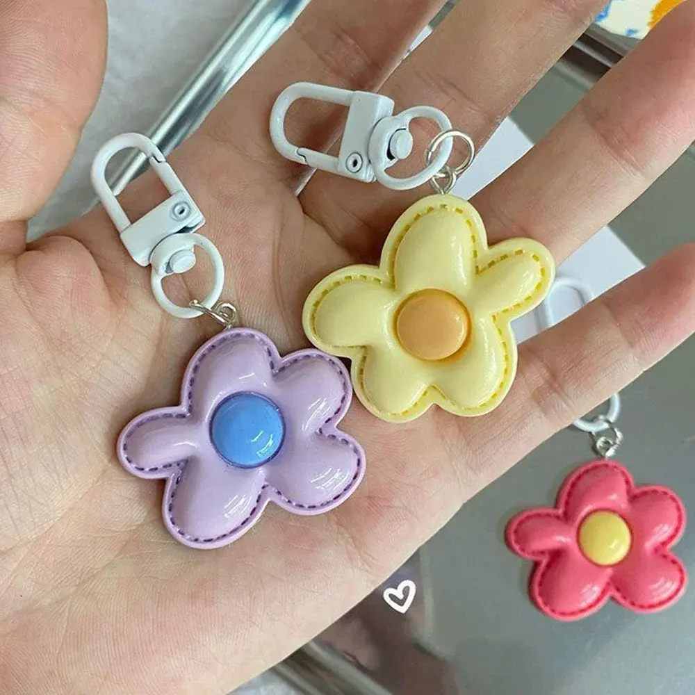 Cute DIY Flower Pendant Keychains Bag Earphone Case Pendant Accessories Car Key Ring Candy Color Key Chains Decor Jewelry
