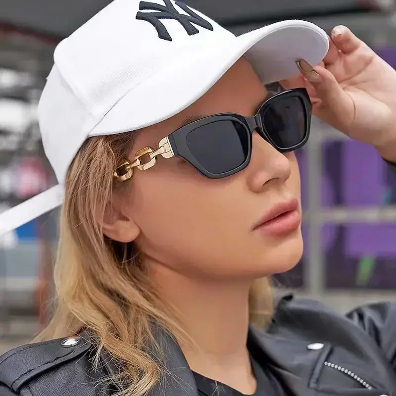 New Fashion Small Cat Eye Sunglasses Women Trending Product Luxury Brand Cateye Chain Leg Sun Glasses Ladies Black Shades UV400