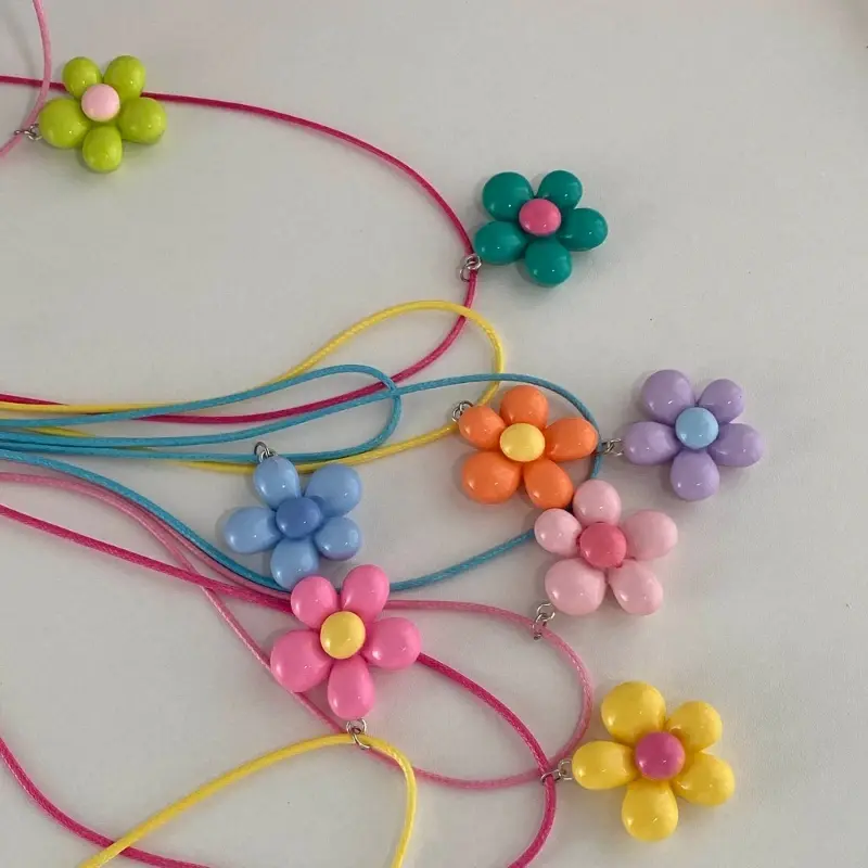 New Fashion Colorful Flower Necklace Statement Pendant Necklace Floral INS Design Neck Jewelry Rope Necklace Perfect Women Gift