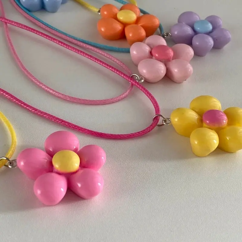 New Fashion Colorful Flower Necklace Statement Pendant Necklace Floral INS Design Neck Jewelry Rope Necklace Perfect Women Gift
