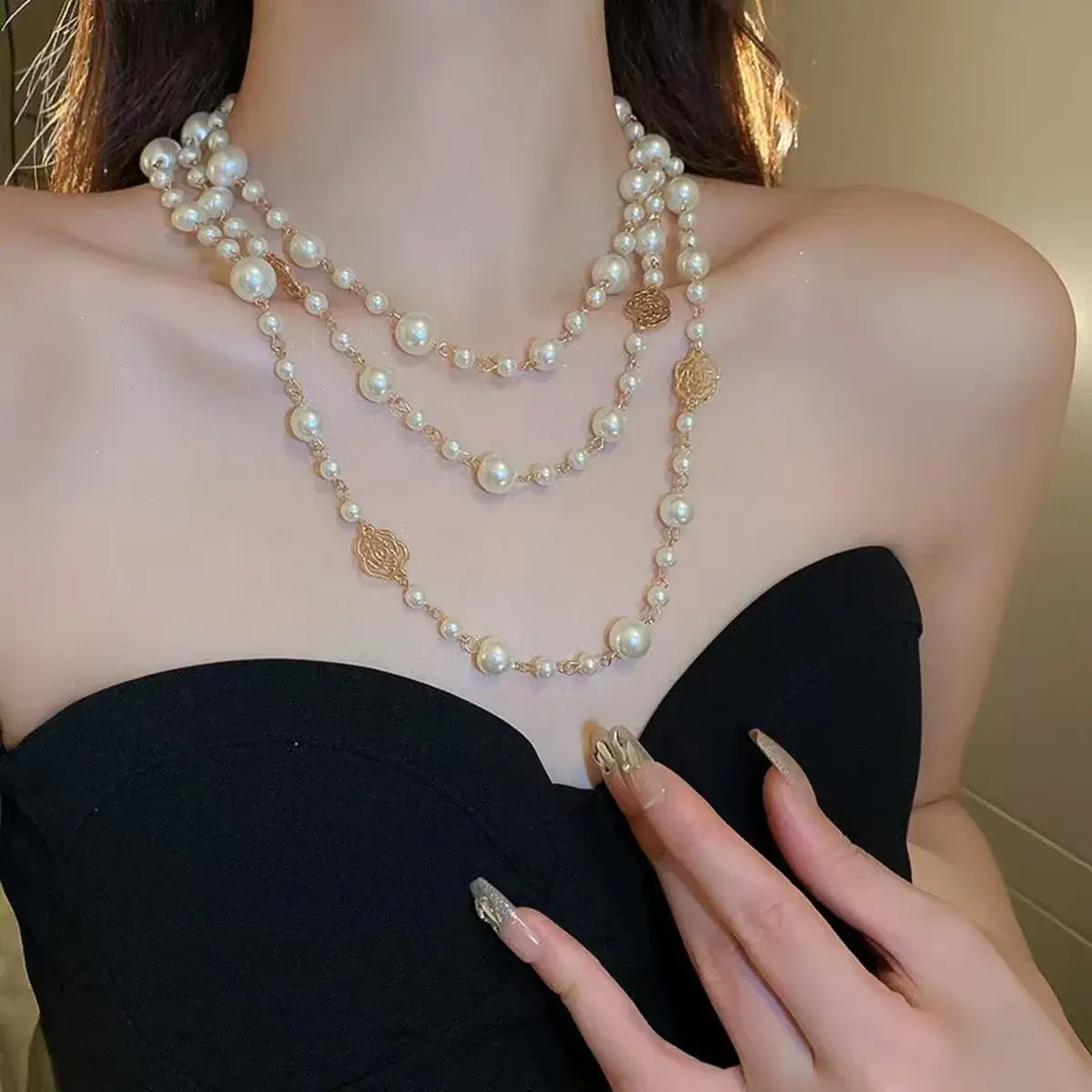 Elegant Luxury Vintage Lady Camellia Pearls Flower Long Necklace Chain Elegant Double Layers Fashion Jewelry for Women Party