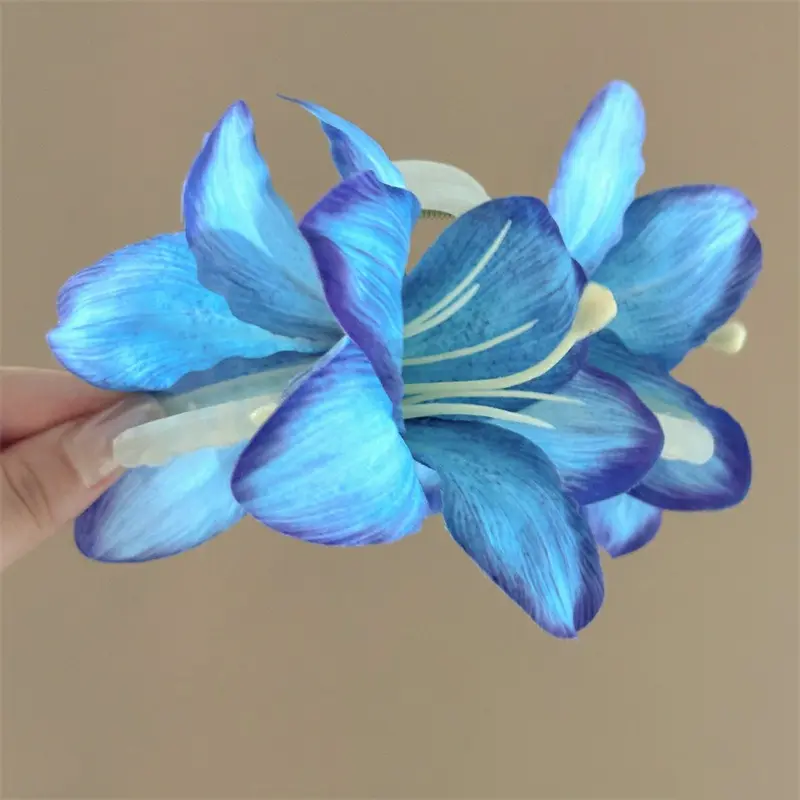 New Fashion Three-dimensional Lily Flower Atmosphere Back Hair Claw Head Hairpin Headgear Flower Hair Accessories Gift