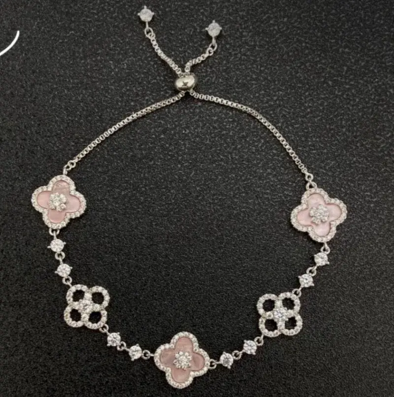 High Quality Fashion Pink Lucky Flower Bracelet Women Personalized Stainless Steel Electroplating Bracelet Jewelry Accessories