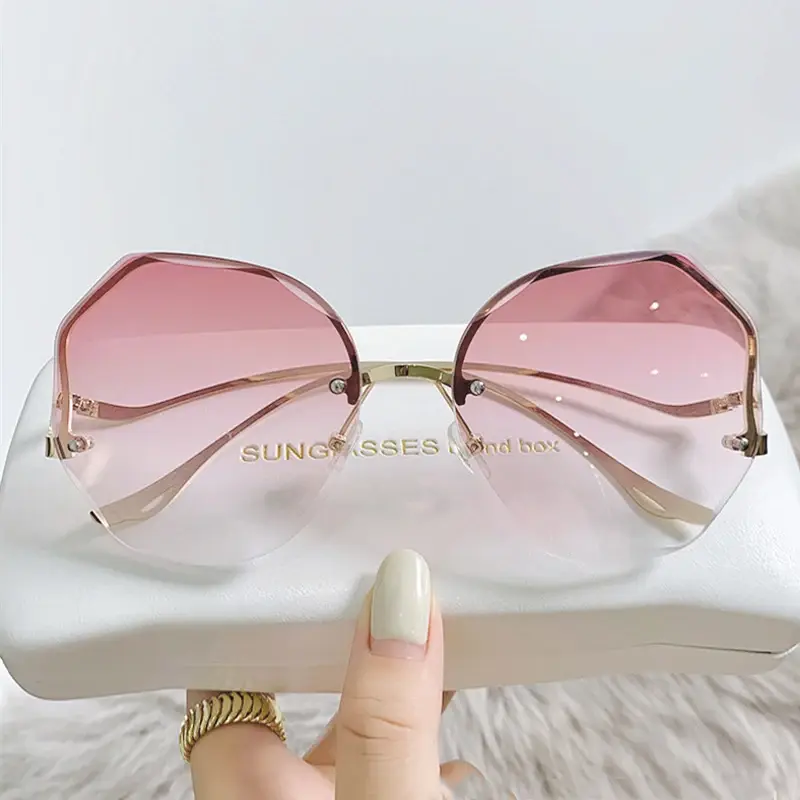 New Fashion Exquisite Borderless Trim Sunglasses Retro Color Gradient Sunglasses Unisex Mountaineering Cycling Glasses Summer