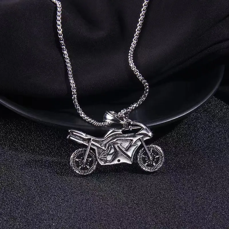 Fashion Punk Motorcycle Series Rider Stainless Steel Men Necklace Pendant Chain Fashion Retro Jewelry Gifts Wholesale Necklace