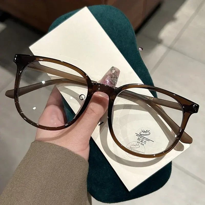 Retro Ultra-light Glasses Anti-blue Light Flat Glasses Female Fashion Exquisite Casual Transparent Frame Flat Light Glasses