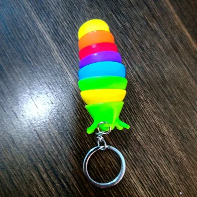 Interest Mini Slug Keychain Toys 3D Articulated Stretch Caterpillar Sensory Stress Relief Flexible Hand Toy Keyring Bag Pendents