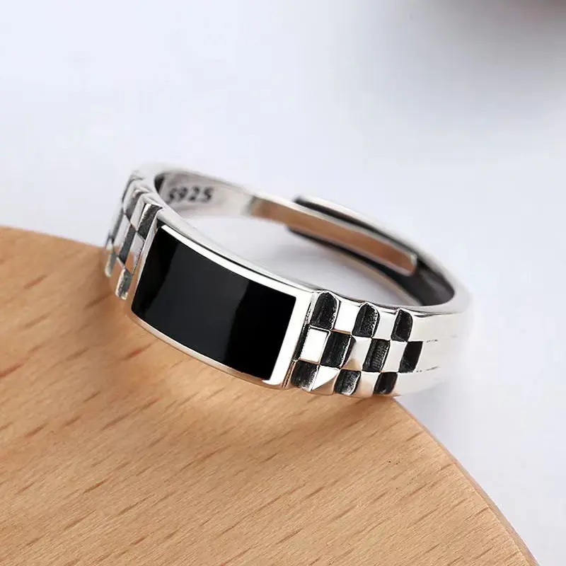 New Fashion Checkered Ring for Luxury Men Retro Hip Hop Silver Color Open Finger Ring Punk Student Jewelry Accessories Gifts