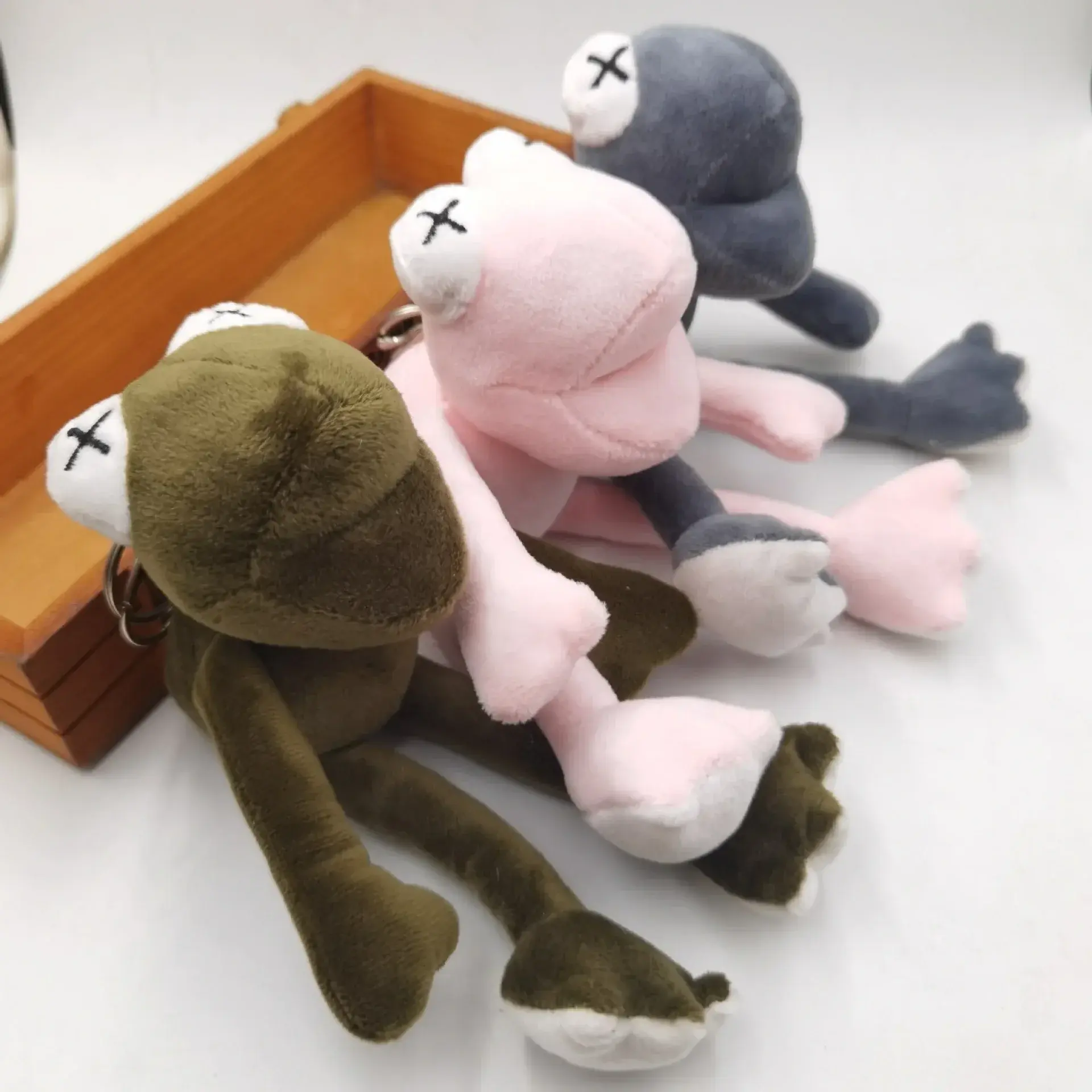 New Interest Frog Plush Keychains Pluff Funny Cartoon Rings Key Chains Porte Clef Pendant Soft Stuffed Animal Kawaii Keychain