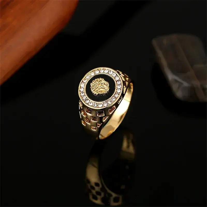 Creative Medusa Ring for Men Inlaid with Zircon Fashion Domineering Rings Female Punk Style Jewelry Couple Gift Wholesale