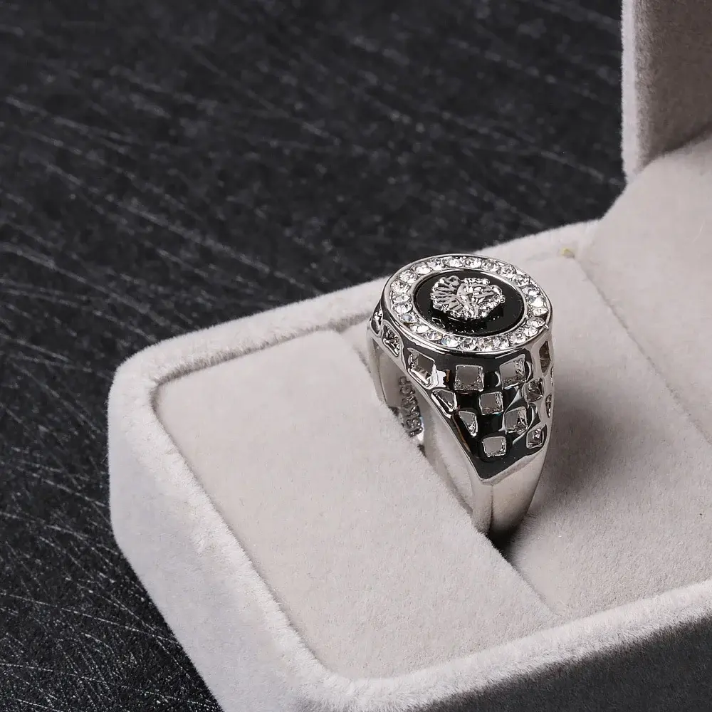 Creative Medusa Ring for Men Inlaid with Zircon Fashion Domineering Rings Female Punk Style Jewelry Couple Gift Wholesale