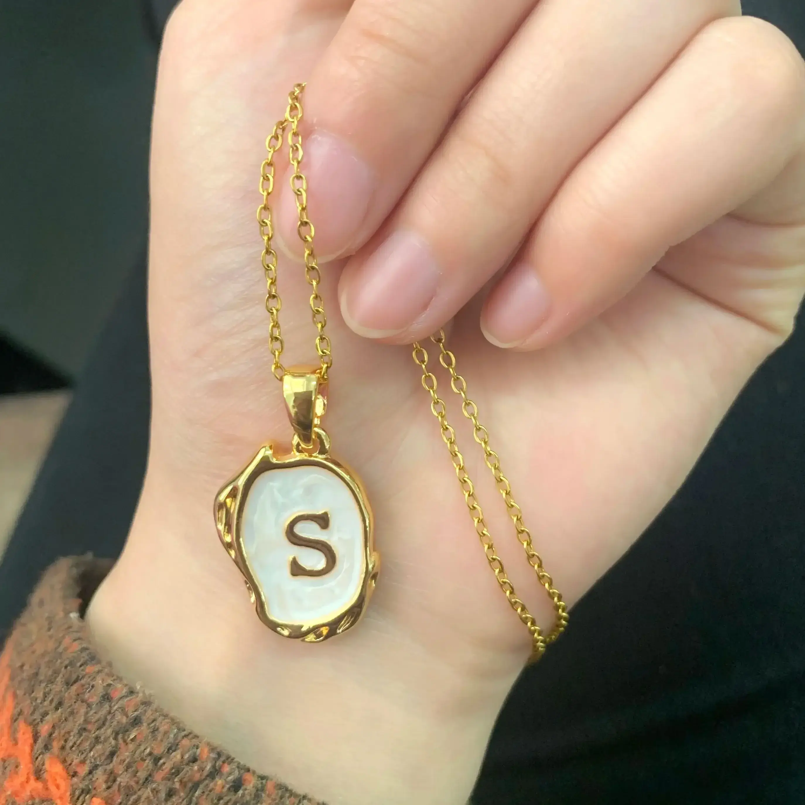 Y2K Metal Drip Oil 26 Letter Necklaces for Women Men Alphabet A-Z Initials Pendant Necklace Aesthetic Jewelry Gift