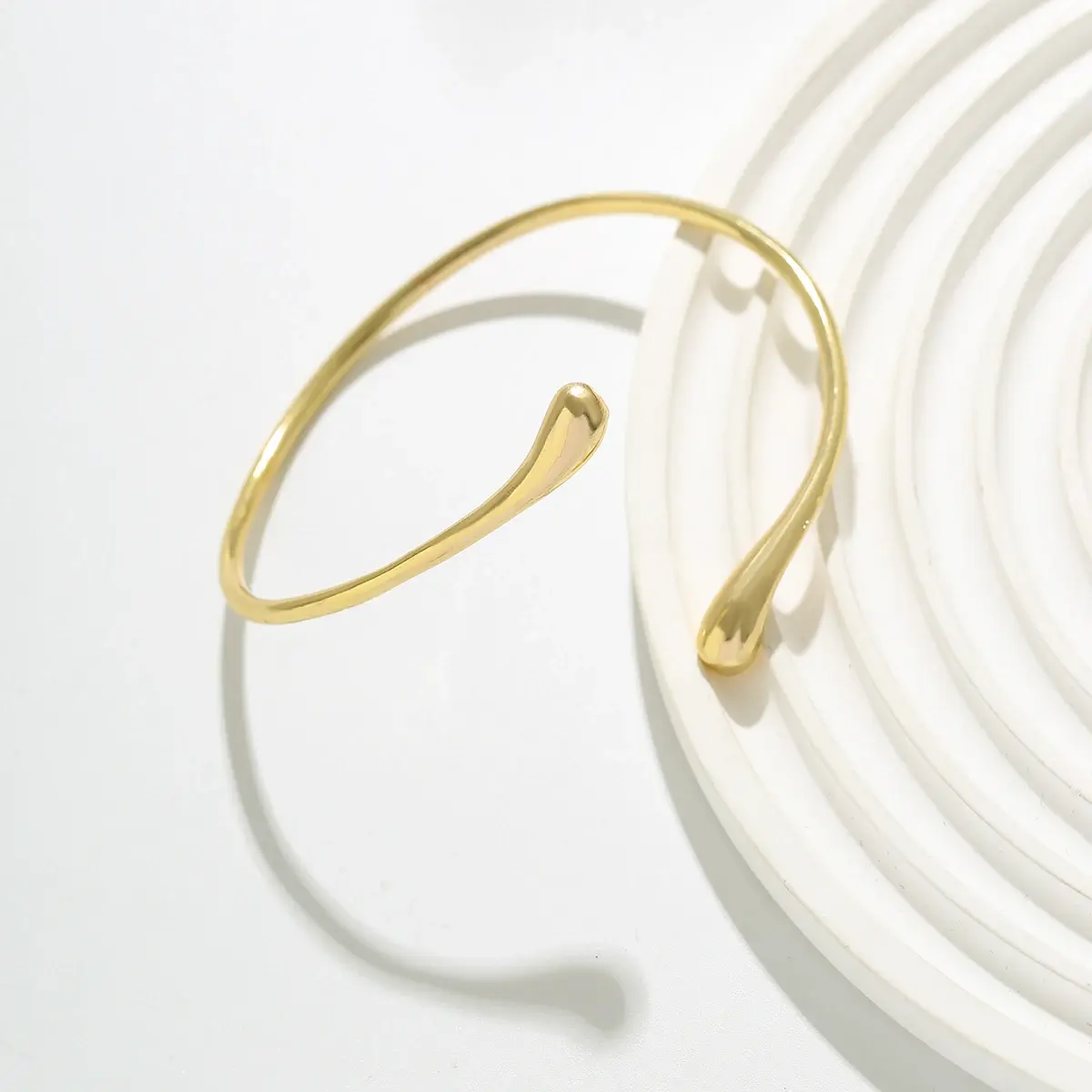 New Fashion Simple Vintage Water Drop Open Cuff Bangles for Women Trend Goth Geometric Arm Bracelet Aesthetic Jewelry Gift New