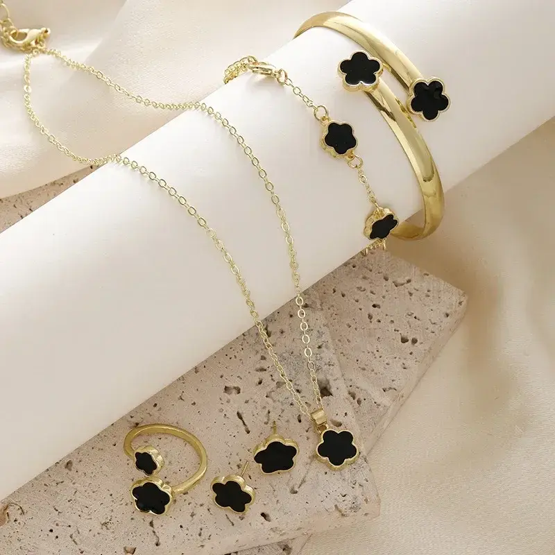 Necklace Woman Five Leaf Petals Double Sided Necklaces for Women Pendant Flower Clover Jewelry Lucky Flower Jewelry Set