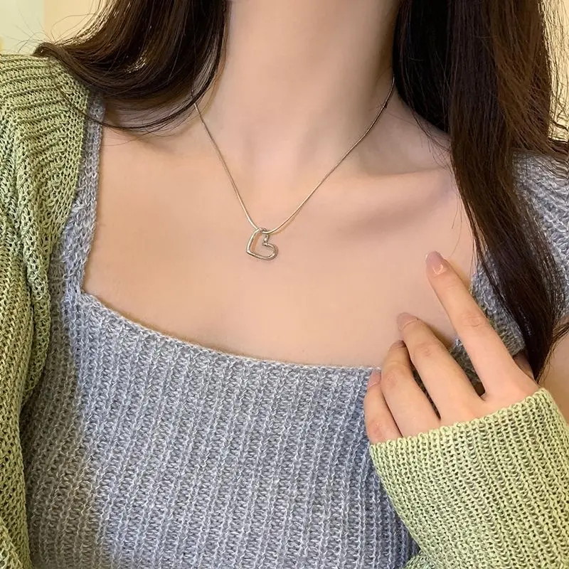 New Heart Necklace Ladies Clavicle Chain Neck Choker Necklaces for Women Jewelry Free Dropshipping Wholesale