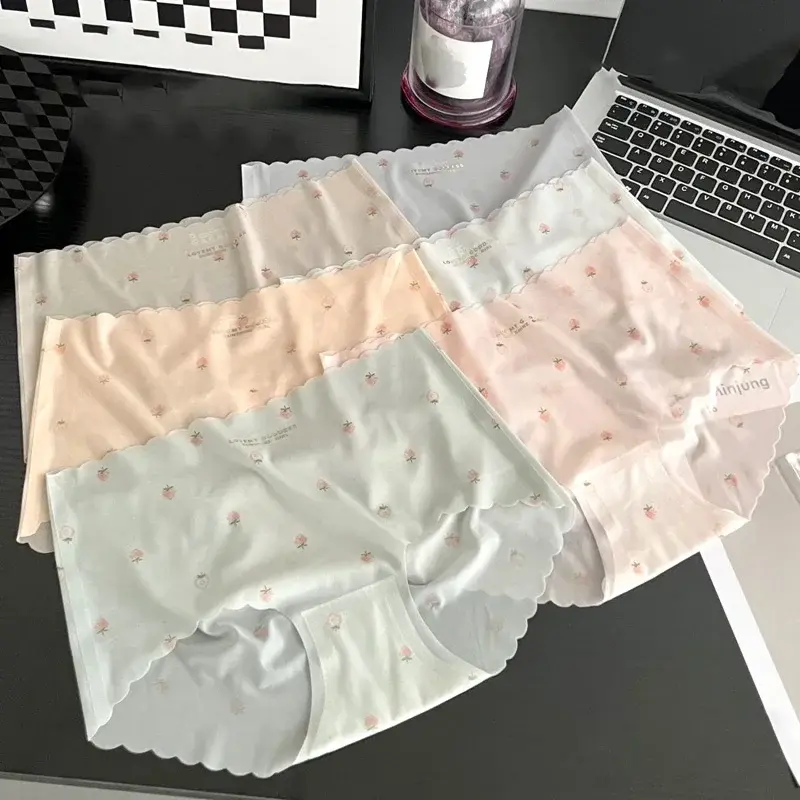 Fashion Cute Ice Silk Seamless Sexy Panties Summer Ultra-thin Breathable Briefs Strawberry Print Women Soft Lingerie Underpants