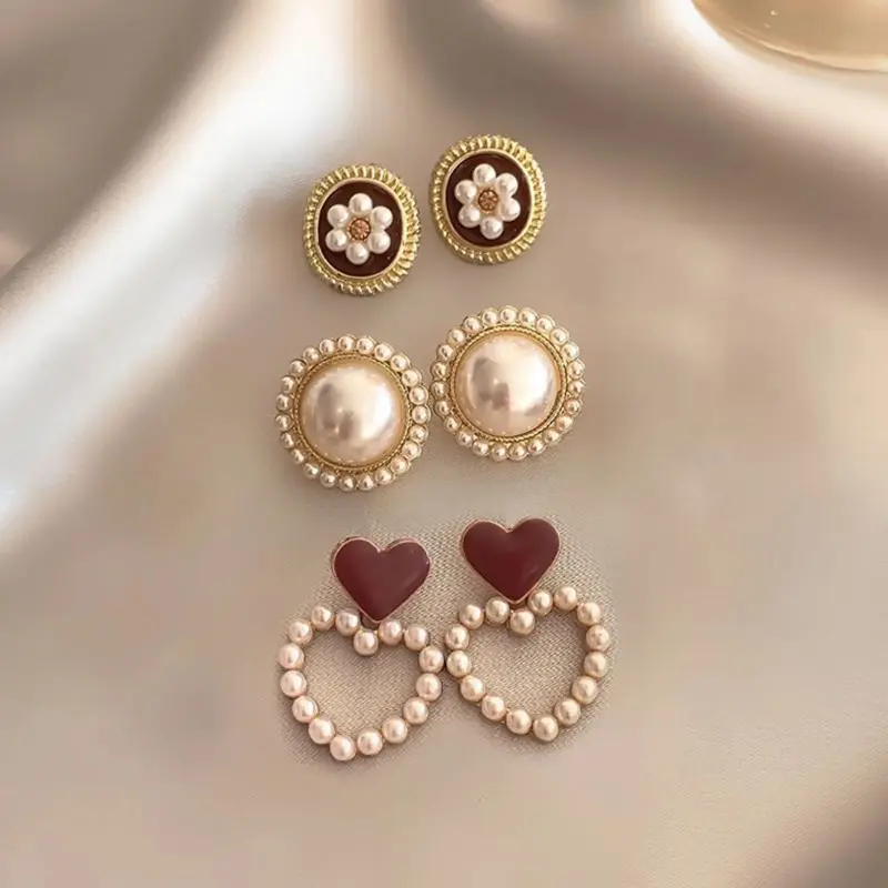 1 Pairs Silver Needle Wine Red Retro Hong Kong Style No Pierced Female Temperament High Sense Pearl Earrings High Sense Earrings