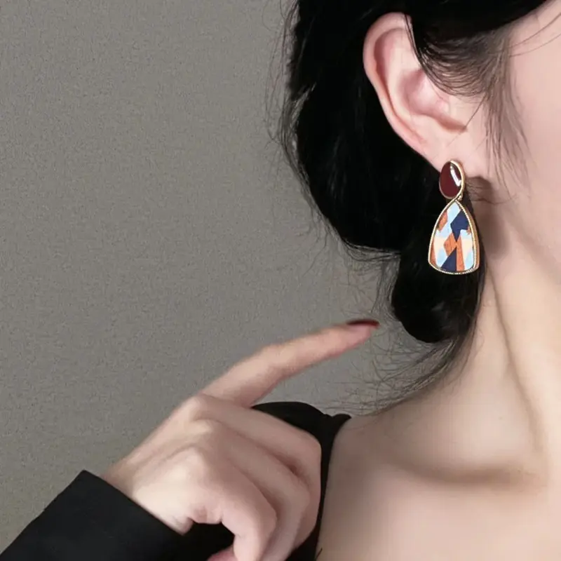 1 Pairs Silver Needle Wine Red Retro Hong Kong Style No Pierced Female Temperament High Sense Pearl Earrings High Sense Earrings
