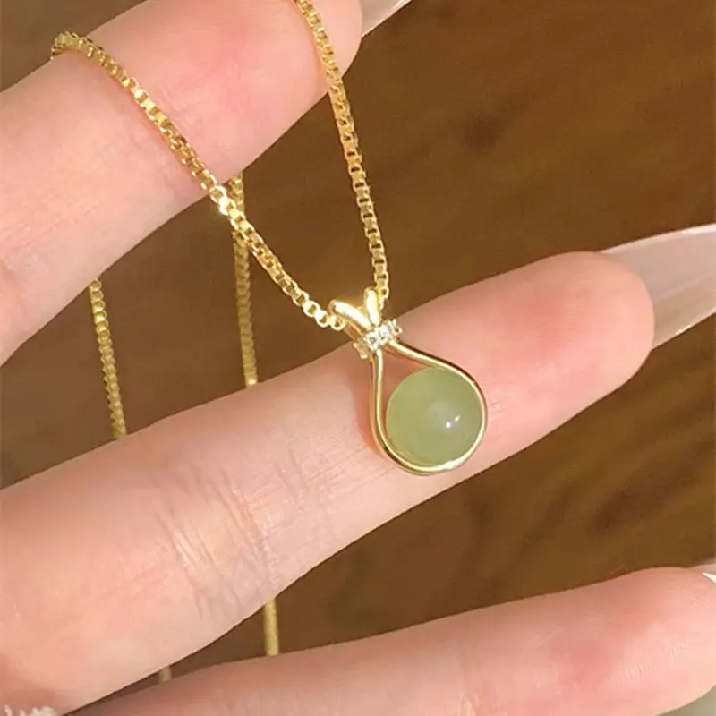 Fashion Stainless Steel Mint Green Pendant Necklace for Small Fresh Women Vintage Style Girl Choker Neck Chain Jewelry