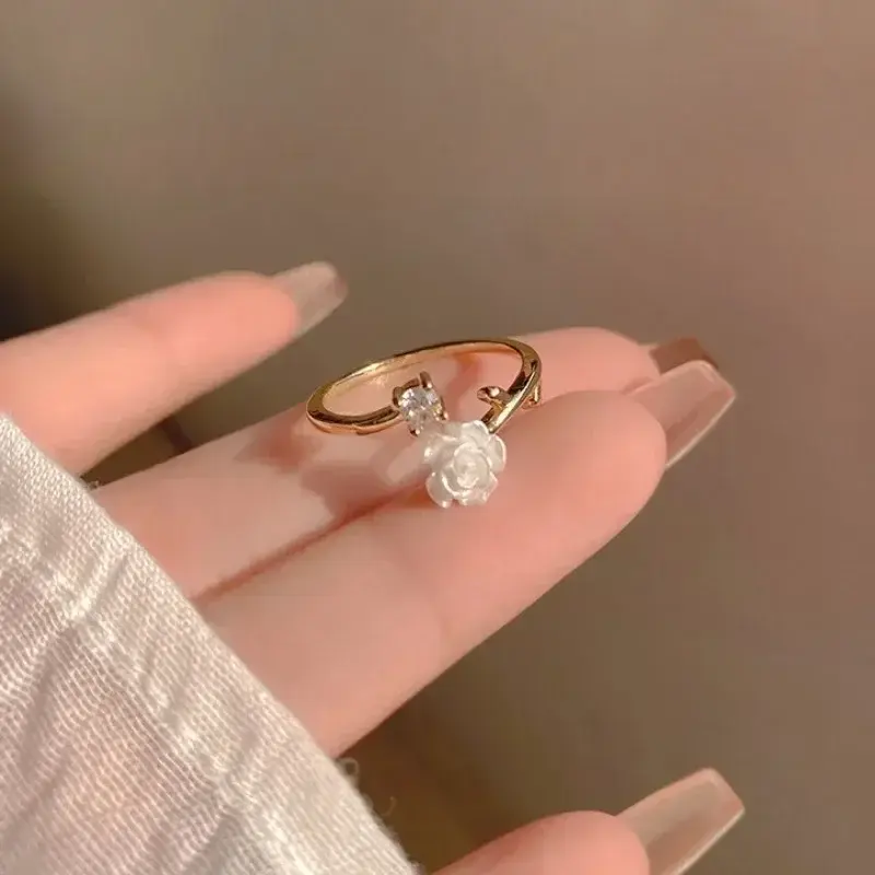 New Trend Luxury Rings for Women Gold Plated Stainless Steel Rose Ring Fashion Aesthetic Jewelry Temperament Anillos Mujer