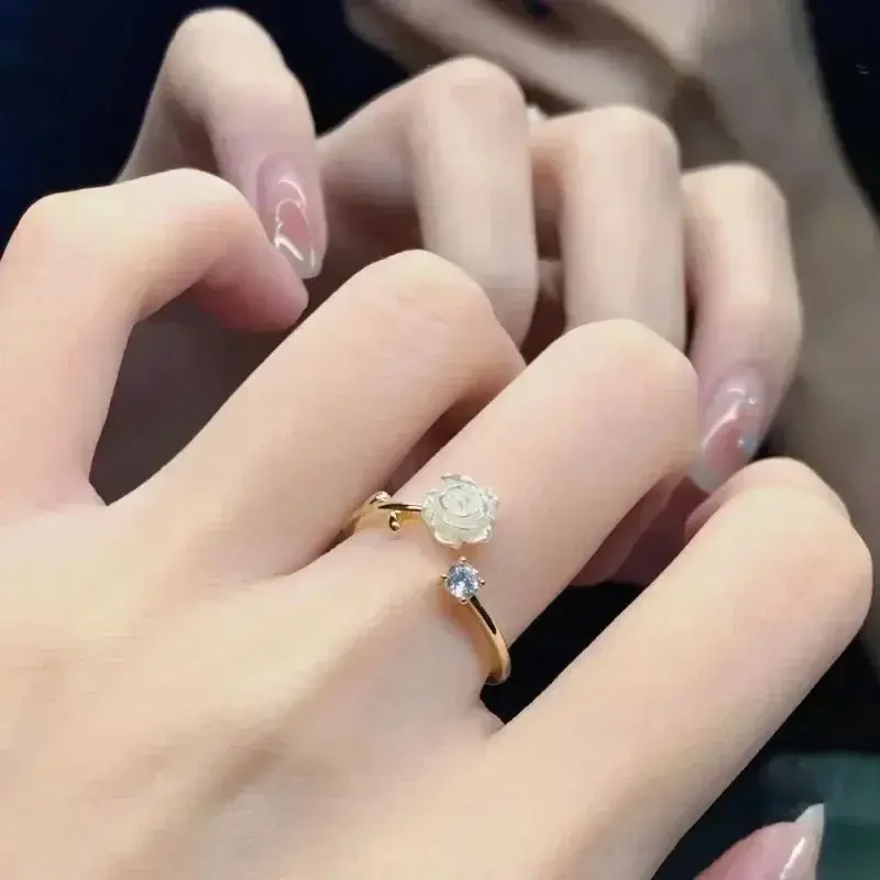 New Trend Luxury Rings for Women Gold Plated Stainless Steel Rose Ring Fashion Aesthetic Jewelry Temperament Anillos Mujer