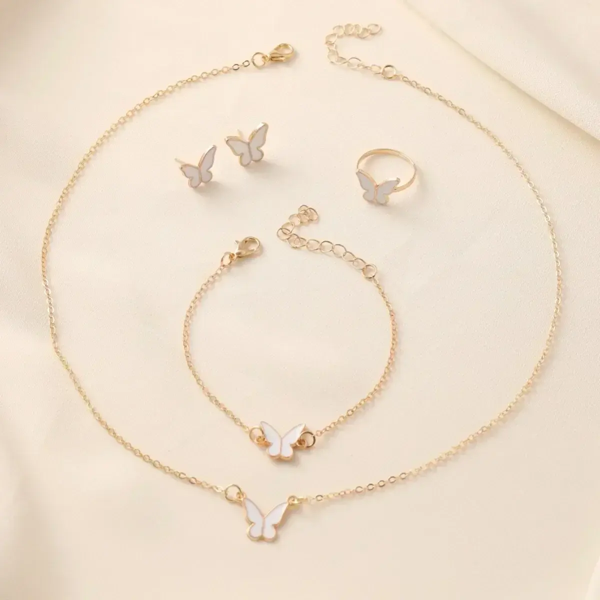 5PC/SET Personalized Butterfly Glazed Necklace Ring, Exquisite, Small and Fashionable, High End, and High Sense Collar Chain Set