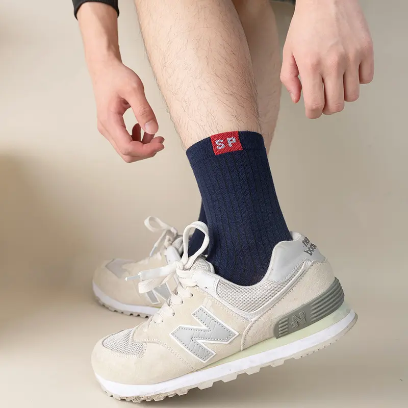 1/5 Pairs Mid-Calf Socks Warm Socks Long Sweat-Absorbing Breathable Socks Trendy Versatile Fall and Winter Sports Sock