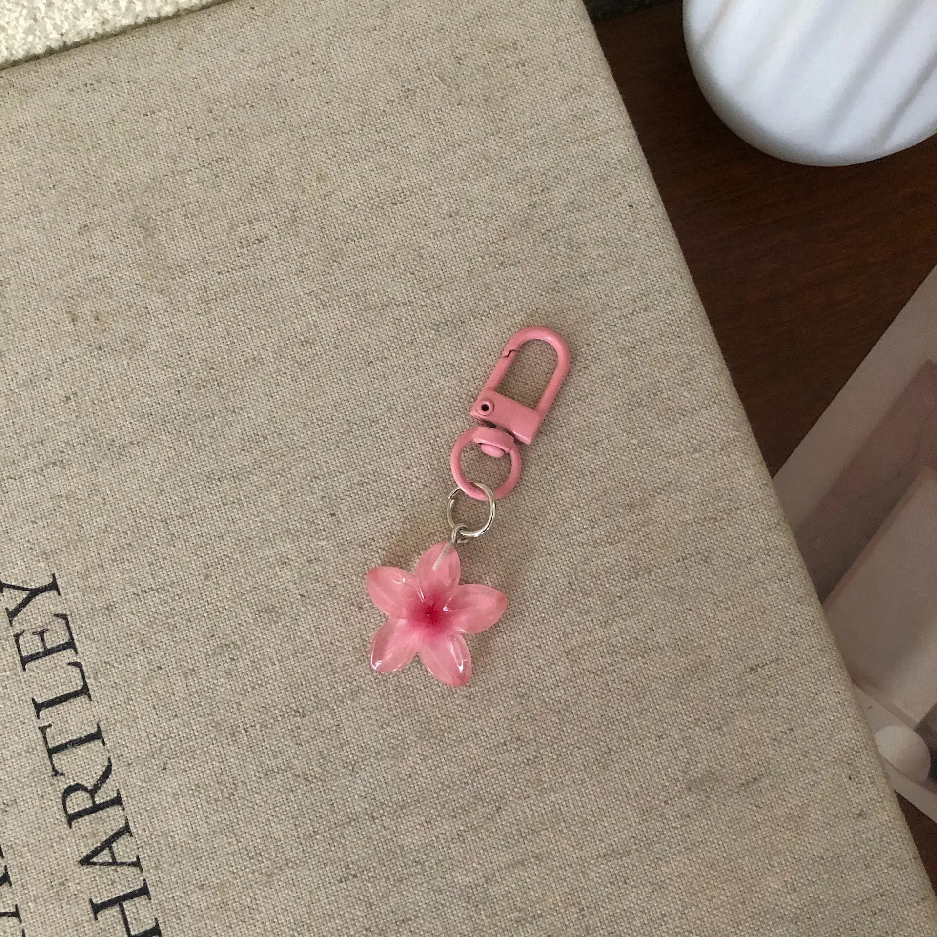 Sweet Colorful Jelly Flower Key Chain Color DIY Flower Cute Keychains Pendant Student Girls Resin Bag Pendant Keyring Jewelry