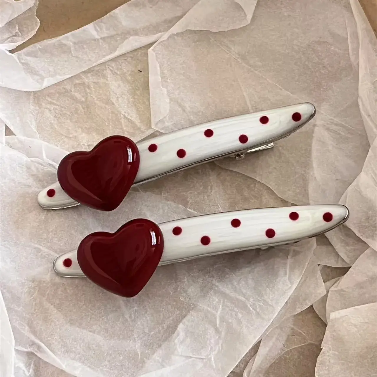 Fashion Red Polka Dot Love Hair Clip Red White Color Duck Mouth Clip Cute Girl Versatile Bangs Clip Hair Accessory Short Hair