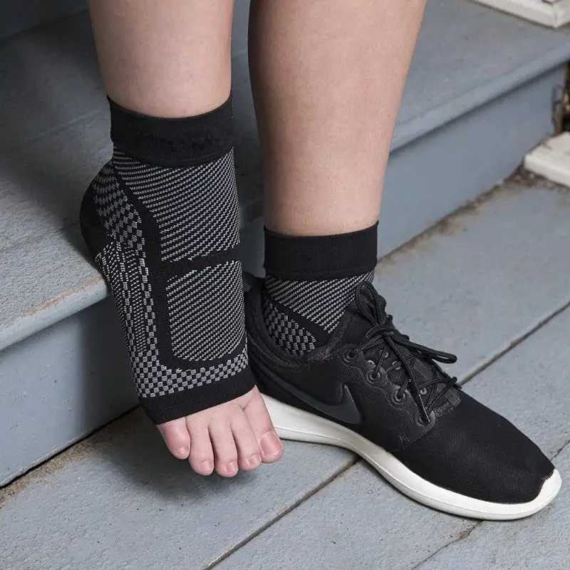 Breathable Sports Ankle Support Brace Compression Sleeve Plantar Fasciitis Sock for Achilles Tendonitis Joint Pain Swelling Heel