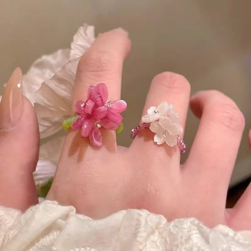 Fashion Simple Acrylic Wind Chime Flower Elastic Ring Hand Woven Stretchable Luxury Women's Ring Aesthetic Jewelry Gift