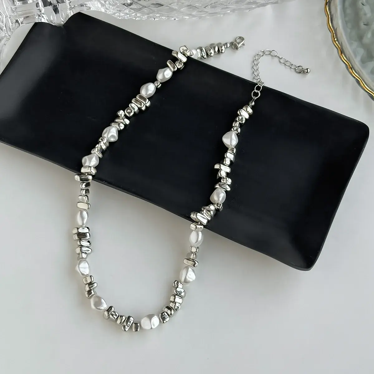 Retro Baroque Irregular Imitation Pearl Woven Collarbone Fashion Necklace Women's Simple Sweet Girl Luxury Birthday Jewelry