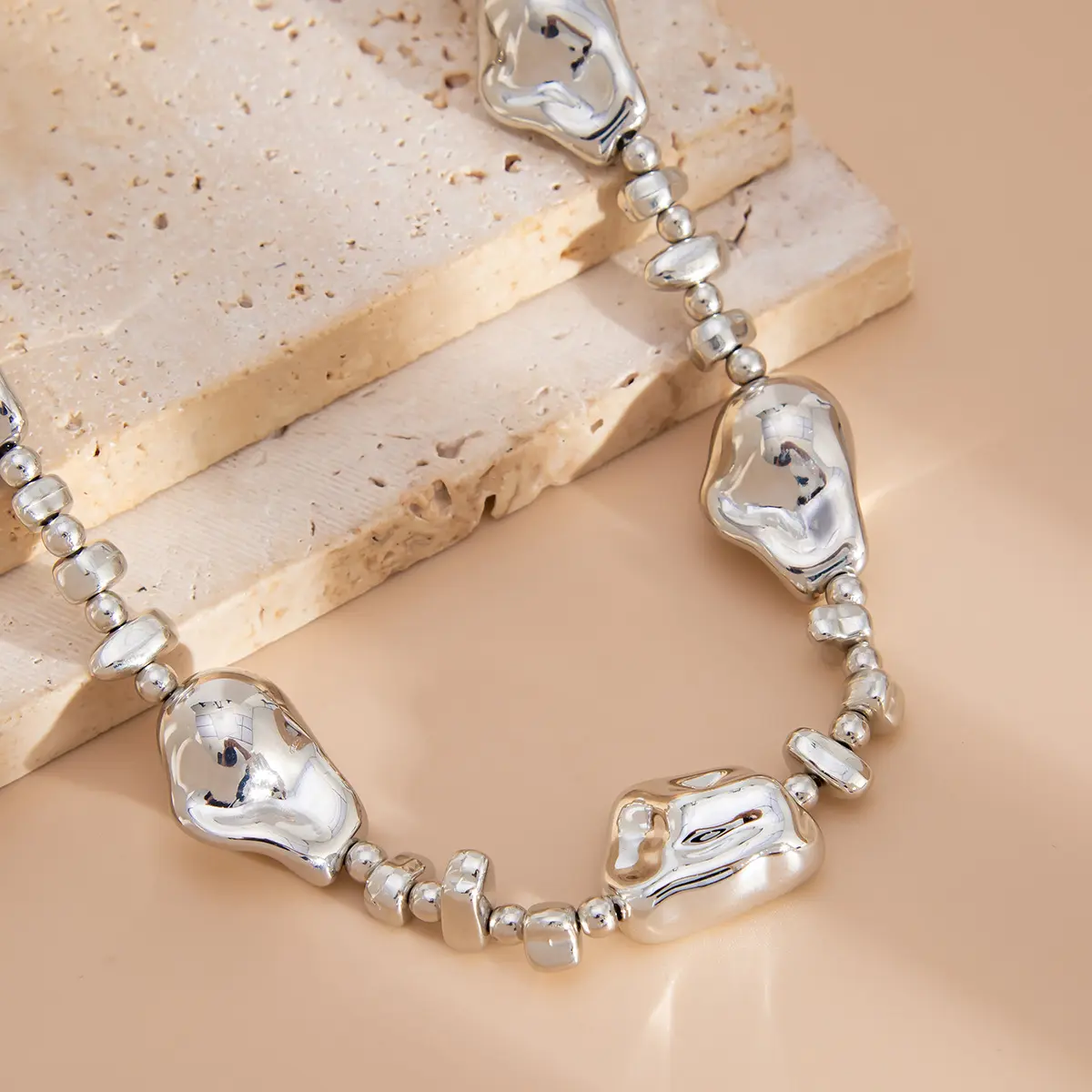 Retro Baroque Irregular Imitation Pearl Woven Collarbone Fashion Necklace Women's Simple Sweet Girl Luxury Birthday Jewelry
