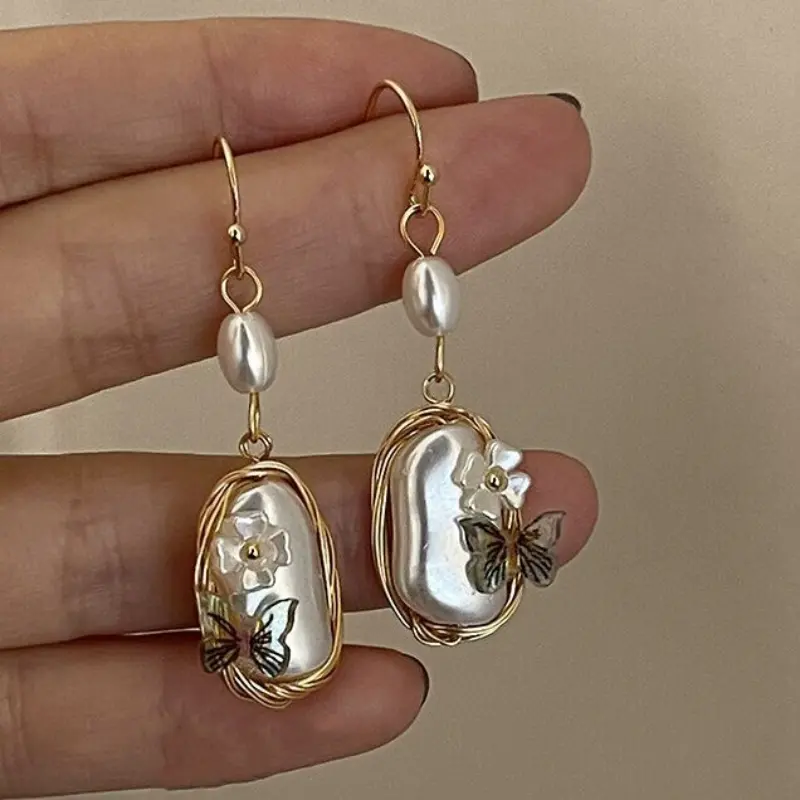 Fashion Asymmetric Colorful Gem Earrings Retro Temperament Luxury Women Decoration Retro Design Dangle Earring Party Jewelry