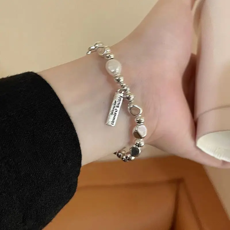 Irregularis Simple Pearl Bracelets Ladies Retro Bracelet Women Fashion Bead Chain Imitation Pearls Party Luxury Jewelry Gift