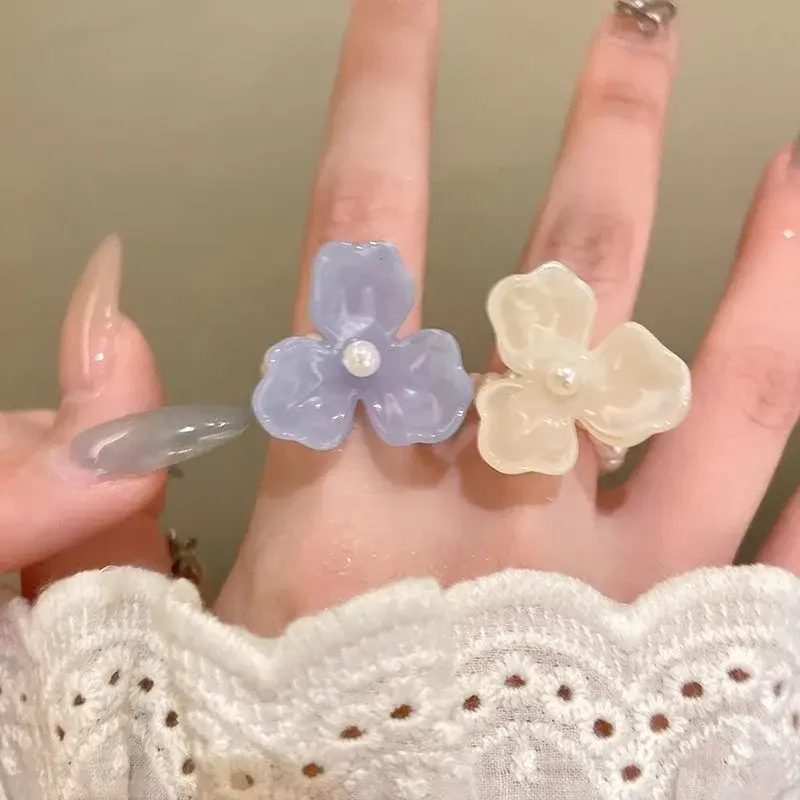 Fashion Pearl Flower Ring for Women New Stylish Atmosphere Luxury Finger Ring Summer Holiday Vibes Rings Кольца