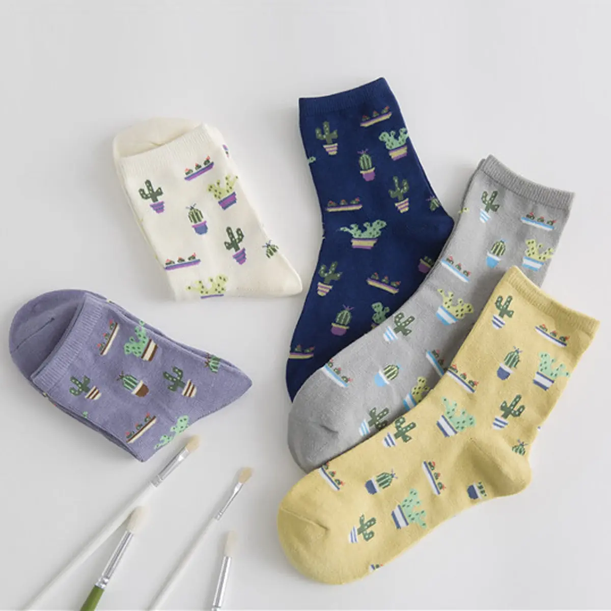 5 Pairs/Set Fashion Embroidery Women's Cotton Socks Cute Happy Crew Socks for Ladies Skateboard Sports Mid Length Cotton Socks