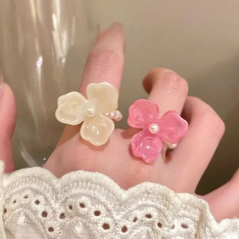Fashion Pearl Flower Ring for Women New Stylish Atmosphere Luxury Finger Ring Summer Holiday Vibes Rings Кольца