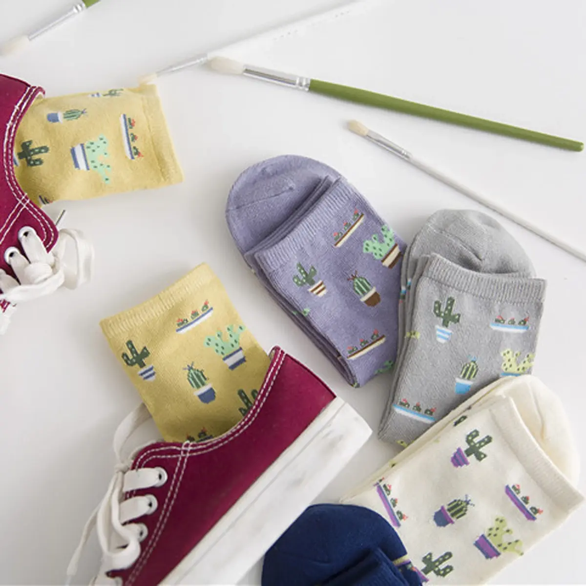 5 Pairs/Set Fashion Embroidery Women's Cotton Socks Cute Happy Crew Socks for Ladies Skateboard Sports Mid Length Cotton Socks